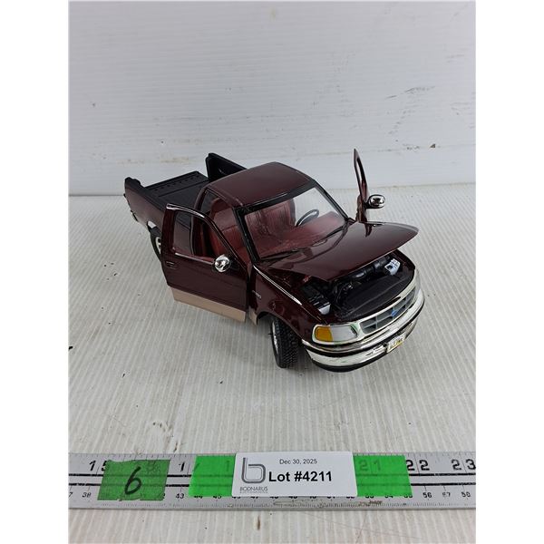 ERTL Die Cast Ford F150 Truck
