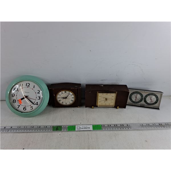 Renwen  & Westclox Electric & Mechanical Clocks - Powers On, As Is, Springfield Weather Station