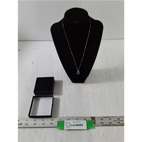 ^ Womens Sterling Silver Necklace w/ Swan Pendant, Marked 925 w/ Box