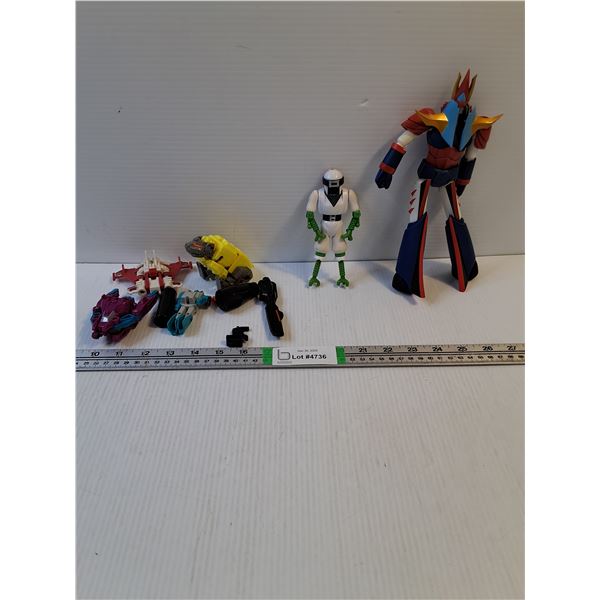 Raideen Action Figure,Shurimon Figure and Transformer Figures