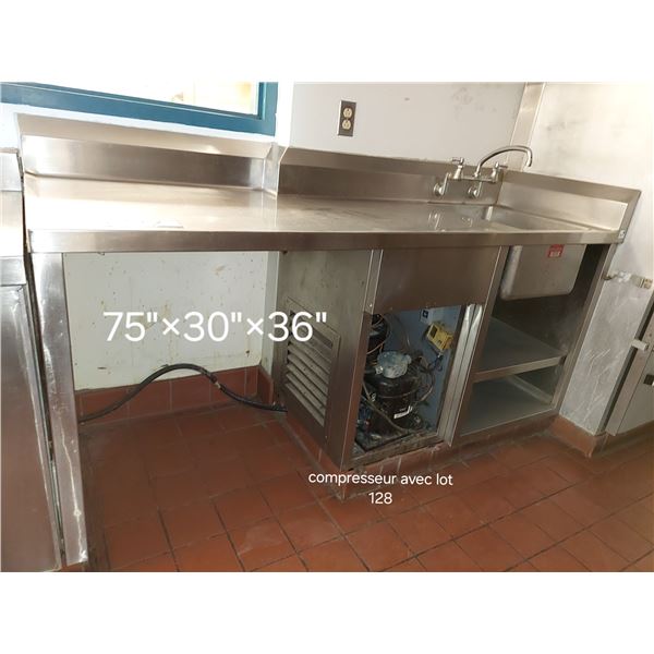 TABLE DE PRÉPARATION AVEC ÉVIER 75"X30"X36"