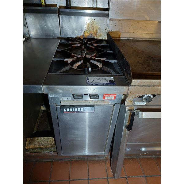 CUISINIÈRE 2 RONDS 17" AU GAZ GARLAND