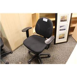 Black Fully Adjustable Ergonomic Task Chair