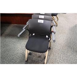 Black Mobile Nesting Chair