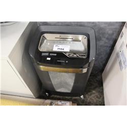 Staples Titanium Cross Cut Paper Cutter