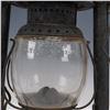 Image 8 : 3pc Group of Kerosene Lamps - Dietz and Lamplight Farms