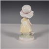Image 4 : Napco Ware Bone China Figurine, Girl with Goose