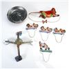 Image 2 : 7pc Vintage Tin Toys and Wind Up Carousel