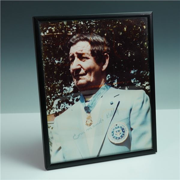 Charles Commando Kelly Signed Medal of Honor Portrait Photo