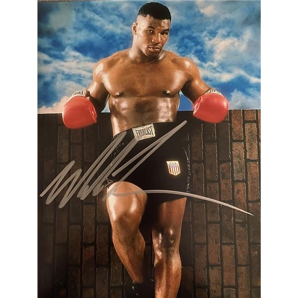 Heavyweight Champion Mike Tyson signed photo