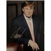 Image 1 : US President Donald Trump signed photo