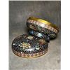 Image 8 : Cloisonné Enamel Circular Box with Floral Scrolls on Black Ground
