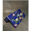 Image 3 : Cloisonné Enamel Rectangular Box with Chrysanthemum Motifs on Blue Ground