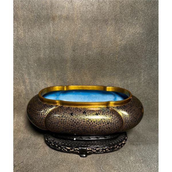 Cloisonné Enamel Narcissus Basin with Gilt-Dotted Design