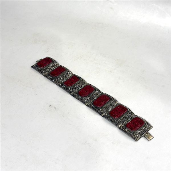 Filigree Inlaid Red Carved Figure Bracelet