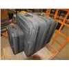 Image 1 : 4 Suit Cases