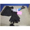 Image 1 : Black Toque / Magic Mittens / Ice Scraper
