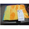 Image 1 : 1 Large Beach Towel
