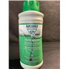 Image 2 : NIKWAX Tech Wash Technical Cleaner for Rain & Snow Clothing (1L Large Bottle) - New