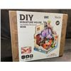 Image 2 : Rolife DIY Miniature House/Building Set - Seaside Holiday Restaurant (Model: DS039) - New Sealed!