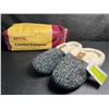 Image 2 : 1 Pair of Ultraideas Women's Cozy Memory Foam Slippers (Fleece-Lined) Rubber Sole - Size XL - New