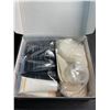Image 3 : 1 DIY Leather & Vinyl Repair Kit (Black) For Furniture, Car Seats, Jackets, Purses, etc. - Brand New