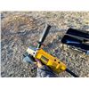 Image 7 : DEWALT DW402 ANGLE GRINDER - WORKS!