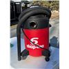Image 1 : SHOP-VAC 6-GALLON VACUUM