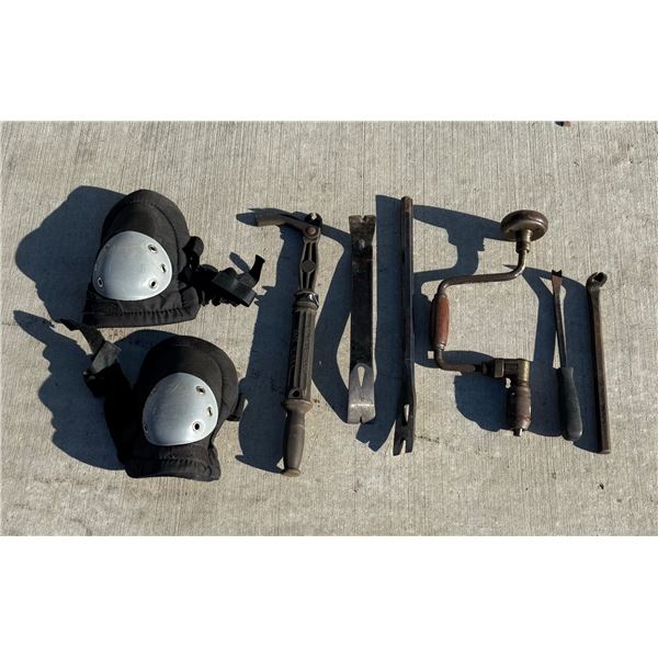 MISCELLANEOUS PULLERS AND KNEE PADS