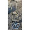 Image 1 : MILWAUKEE FOLDING TWO WHEEL CART