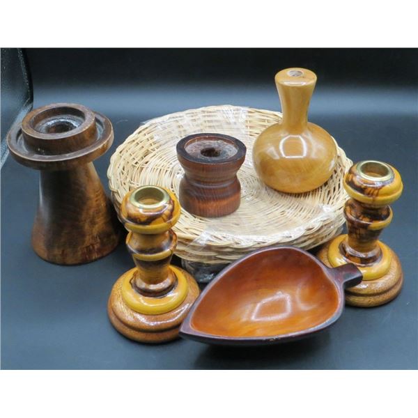 Estate Lot Wooden Decorative Items & Wicker Plant Stands