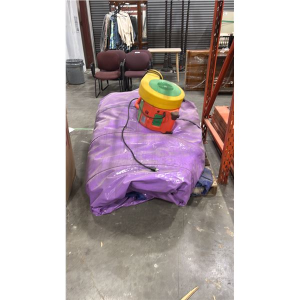 INFLATABLE BOUNCY HOUSE WITH INFLATABLE BLOWER (FQM-1113)