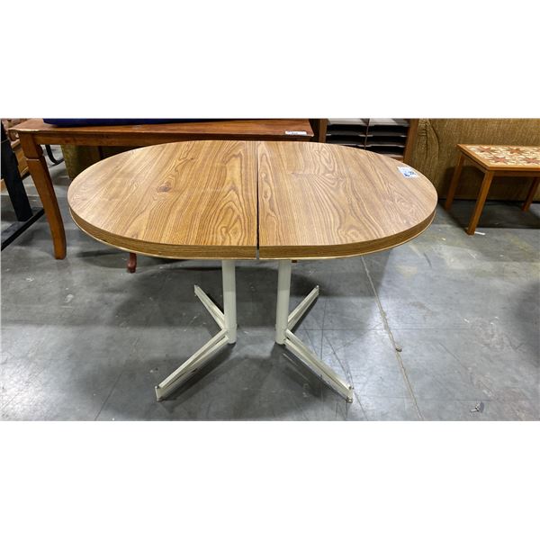 RETRO OVAL 29 1/2"H DINING TABLE WITH METAL LEGS