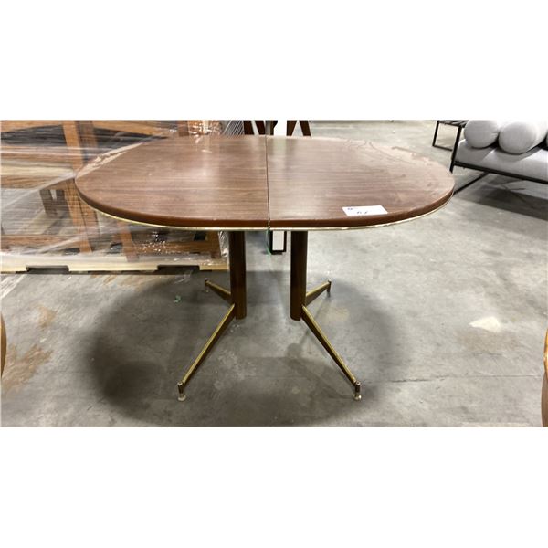 RETRO OVAL 29 1/2"H DINING TABLE WITH METAL LEGS