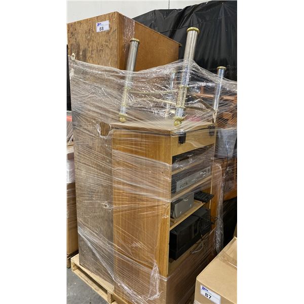 PALLET OF SET DEC PROPS/DECORATIONS - DRESSER, ENTERTAINMENT STAND, CD PLAYER, DVD PLAYER, CHAIRS &
