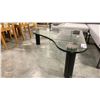Image 2 : 3/4" GLASS TOP COFFEE TABLE