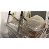Image 3 : PALLET OF SET DEC PROPS/DECORATIONS - FURNITURE, VINTAGE STOVE *WORKING CONDITION UNKNOWN & MORE