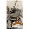 Image 3 : PALLET OF SET DEC PROPS/DECORATIONS - CLOTHING DISPLAY RACK, LAMPS, FIREPLACE TOOL SET & MORE *MUST