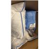 Image 5 : PALLET OF SET DEC PROPS/DECORATIONS - CUSHIONS, ELECTRONICS, DECORATIVE BOXES, DUVET, PILLOWS &