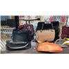 Image 2 : SHELF OF ASSORTED PURSES & HANDBAGS