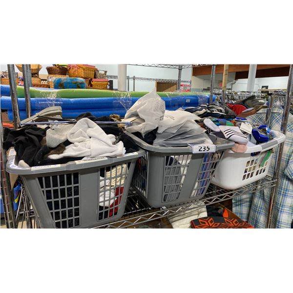SHELF OF ASSORTED MENS & WOMENS CLOTHING IN VARIOUS SIZES