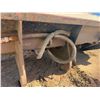Image 12 : Caterpillar Claw 4-in-1 Bucket Attachment for 938 Loader 105"L
