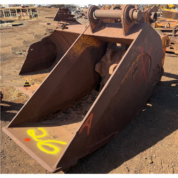 (ZA070) Felco Roller Bucket for 450 Excavator, 22" Mounting Bracket, 36"W