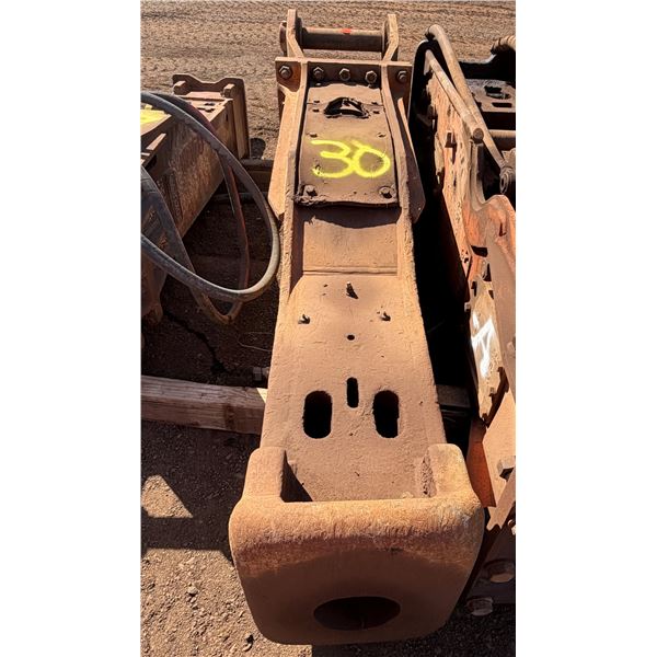 (HR149) 2006 BTI TB1680XS Hydraulic Hammer 22"W