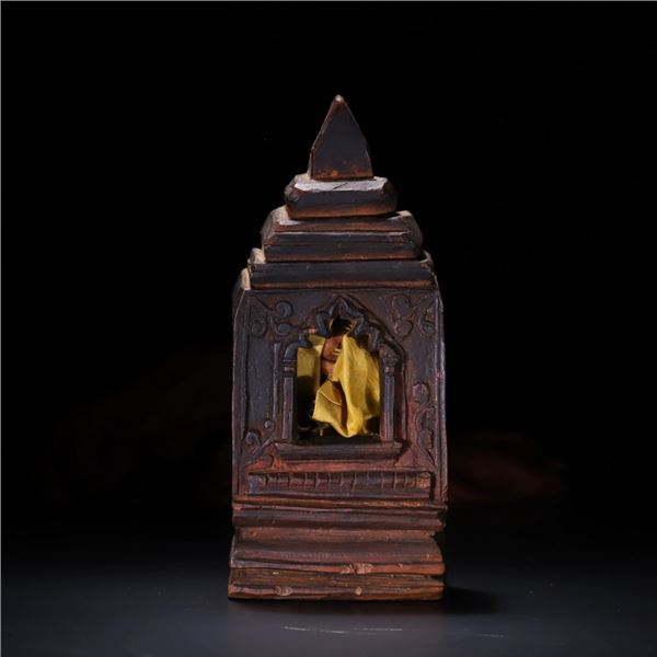 Qing Dynasty Court Necklace with White Pearls and Red Gems