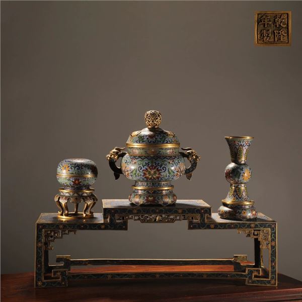 Qianlong Cloisonné Enamel Gilded Three-Piece Set