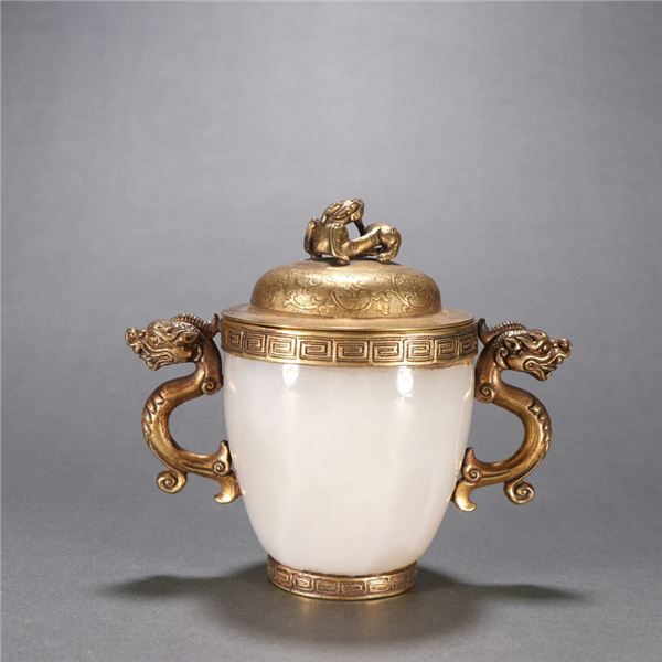 Agate Cup with Gilt Double Dragon Handles