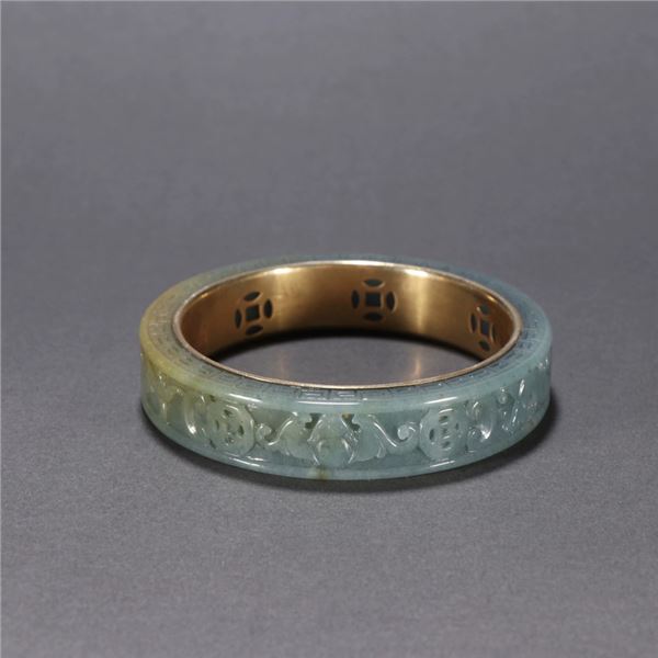 Jadeite Bracelet with Gilded "Fortune at Hand" Motif
