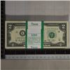 Image 1 : CRISP UNC BLOCK OF $200 US 2009-$2 GREEN SEALS
