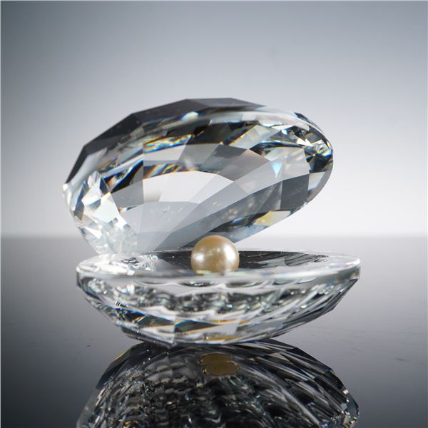 Swarovski Crystal Figurine, Oyster Shell with Pearl